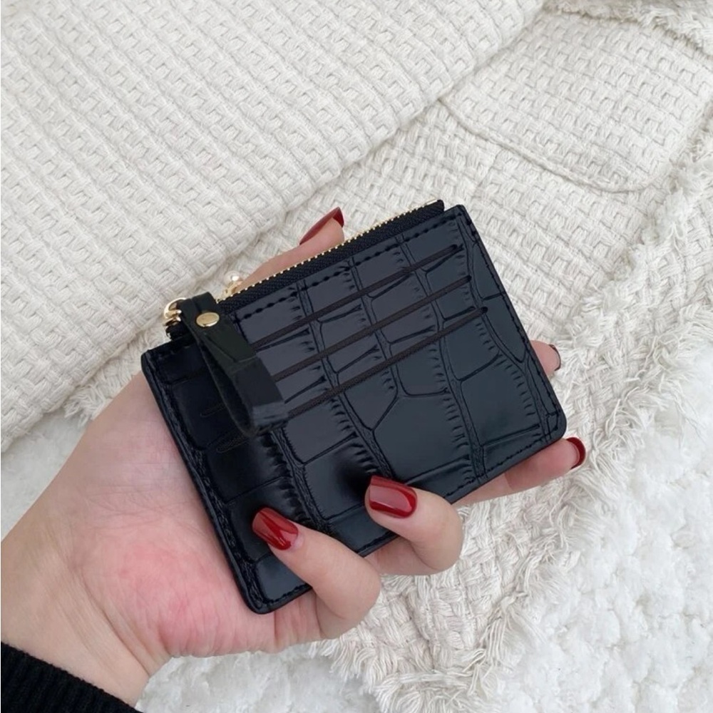 ⚠️Clearance Black Alligator Print Zipper Cardholder / Wallet - Picture 3 of 4